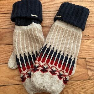 LL Bean Knit Mittens with Nordic Pattern NWOT
